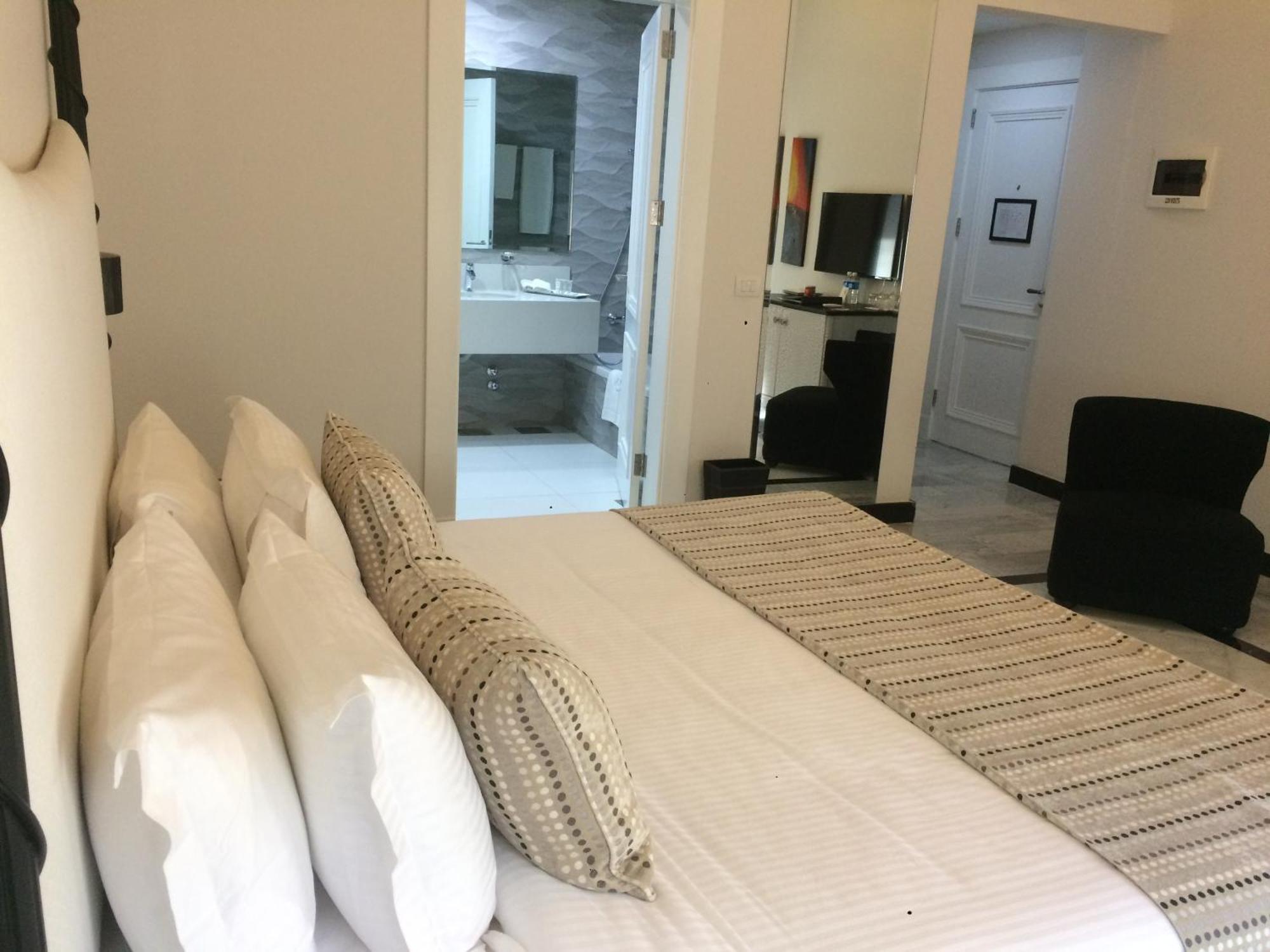 Cherry Blossom Boutique Hotel Bhamdoun Luaran gambar