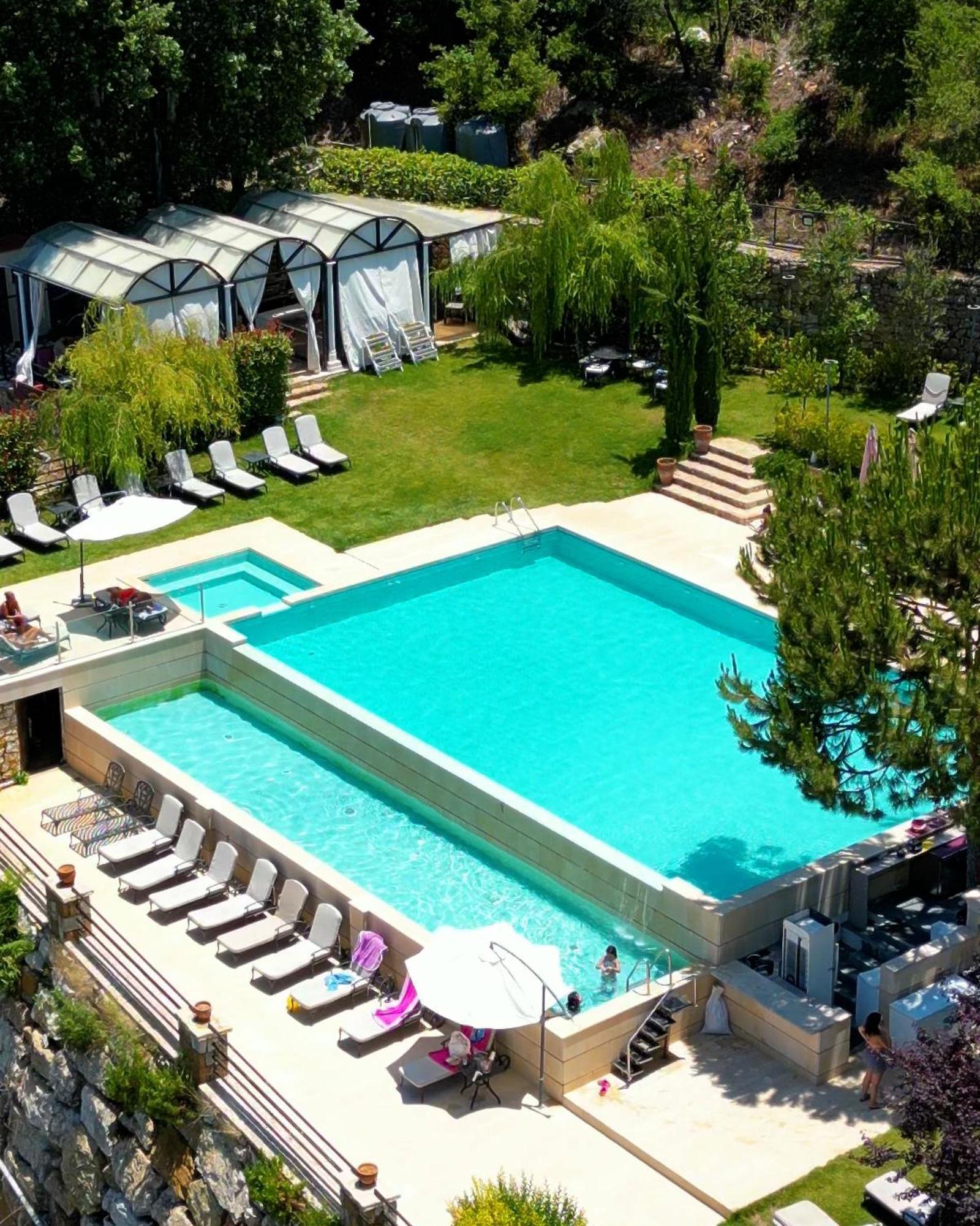 Cherry Blossom Boutique Hotel Bhamdoun Luaran gambar