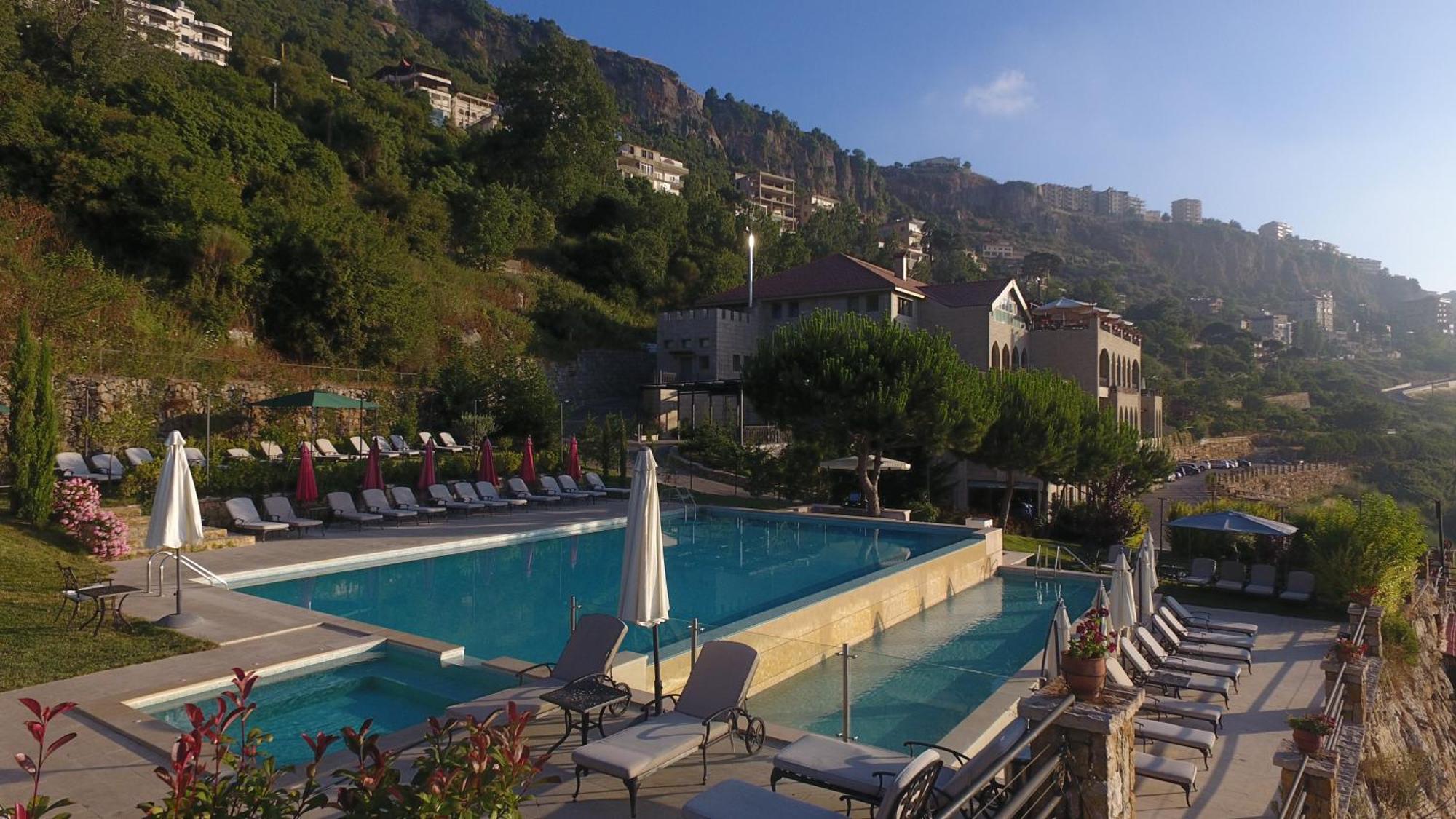 Cherry Blossom Boutique Hotel Bhamdoun Luaran gambar