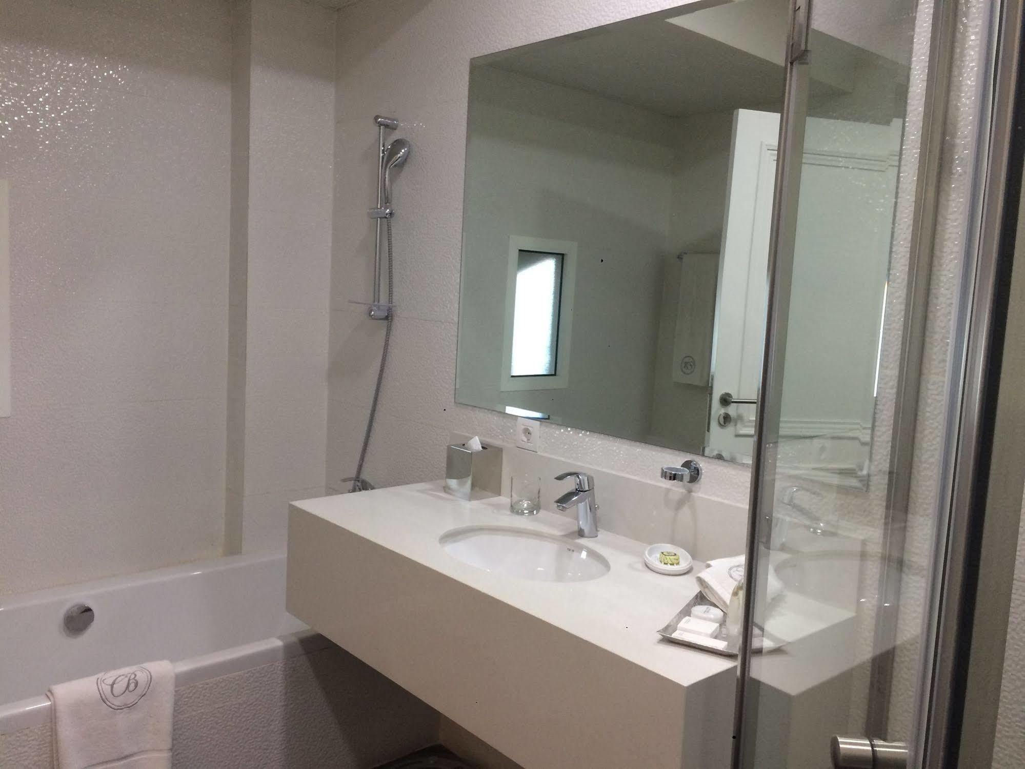 Cherry Blossom Boutique Hotel Bhamdoun Luaran gambar